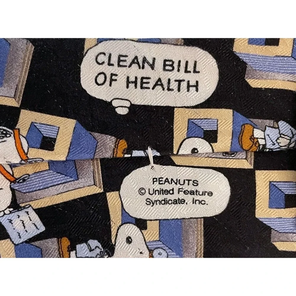 Peanuts United Feature Syndicate Men's Neck Tie Black Clean Bill Of Health Silk